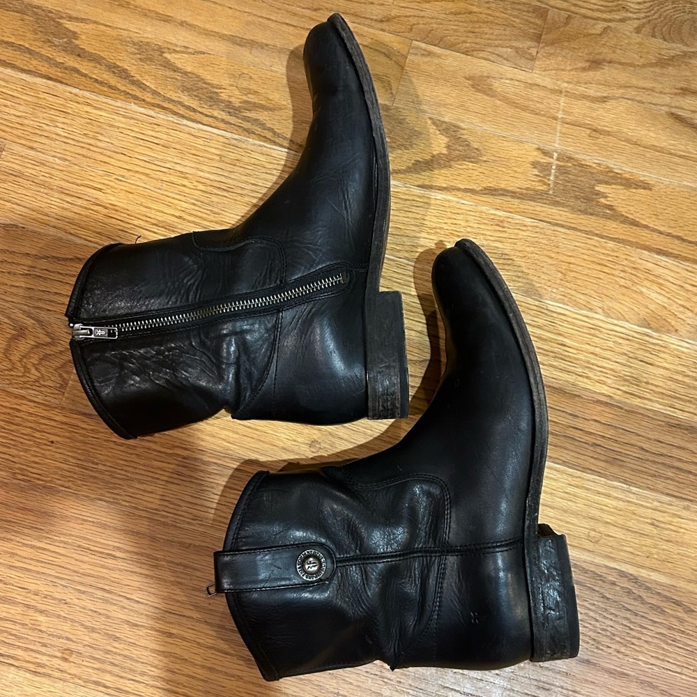 FRYE MELISSA BUTTON SHORT BOOTS